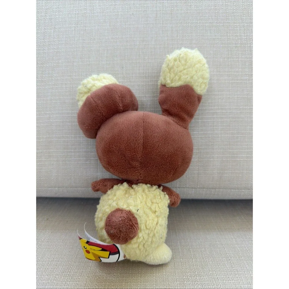 Jakks Pacfic Pokémon Buneary Stuffed Animal 2010